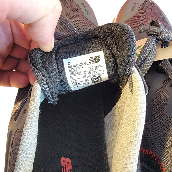 New Balance Fresh Foam Garo Trail Running Shoes Mismatched Sizes 9 Left 10 Right - Picture 13 of 14